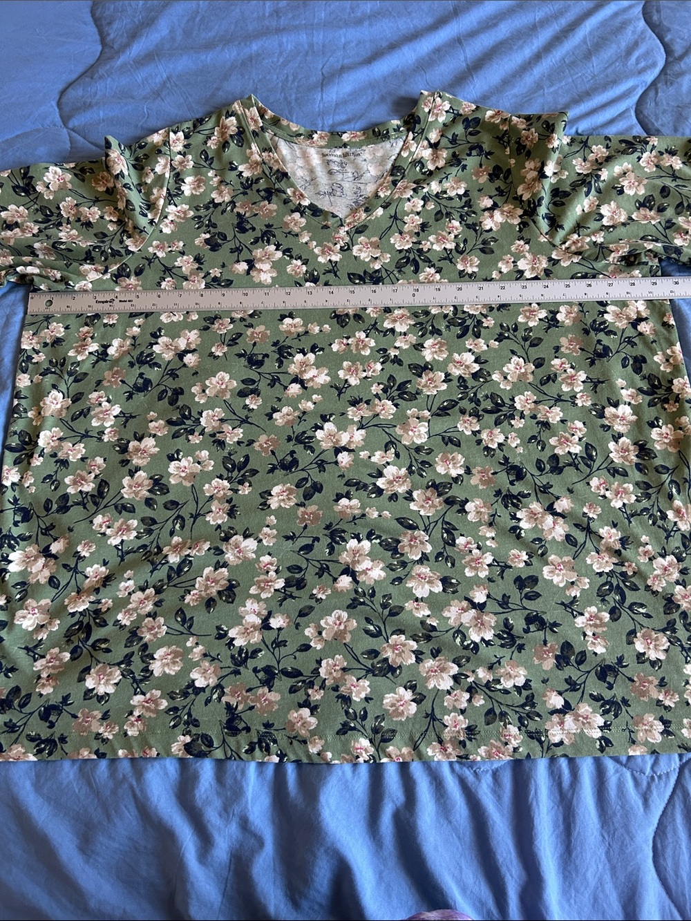 NWOT Woman Within Olive Green Floral V-Neck Tunic 3X - Picture 8 of 8